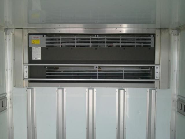 ISUZU ELF 2013 Image 31