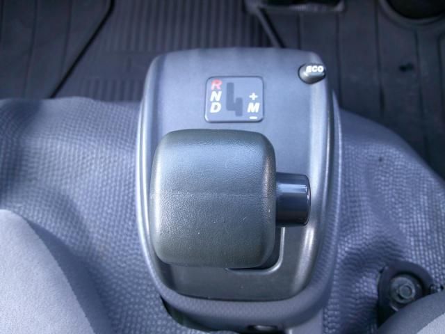 ISUZU ELF 2013 Image 31