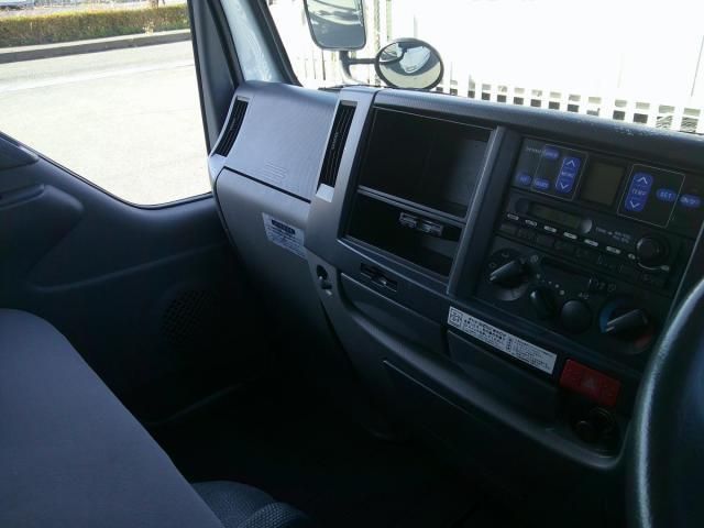 ISUZU ELF 2013 Image 31