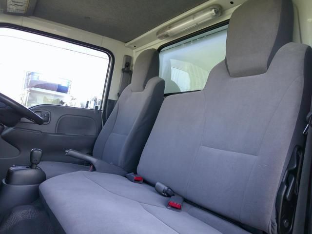 ISUZU ELF 2013 Image 31