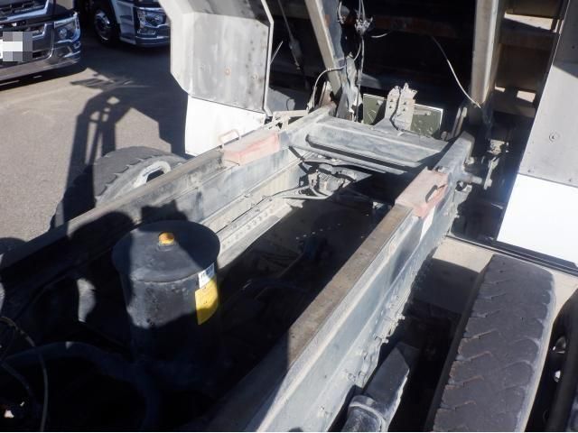 HINO PROFIA 2017 Image 31