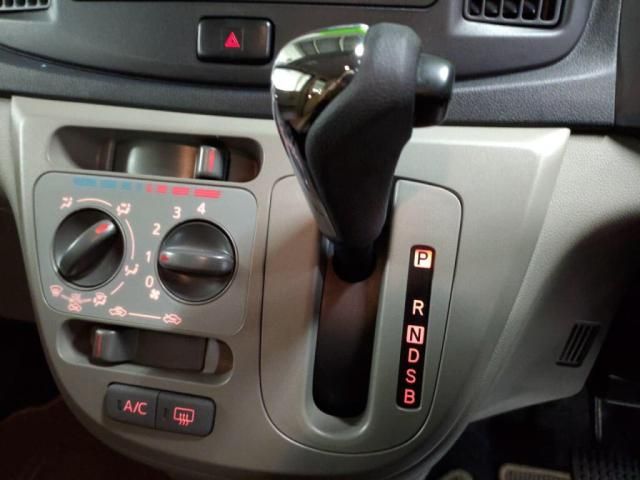 DAIHATSU MIRA E:S 2013 Image 31