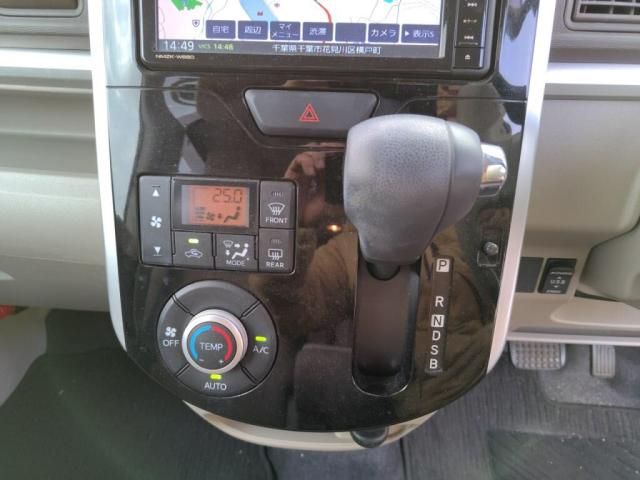 DAIHATSU TANTO 2018 Image 31