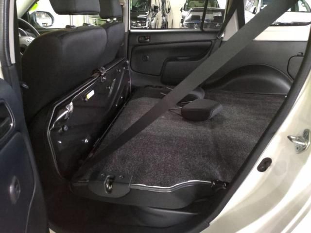 TOYOTA PROBOX VAN HYBRID 2023 Image 31