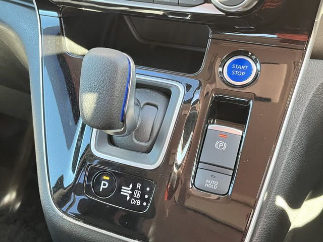 NISSAN SERENA  WG 2022 Image 31