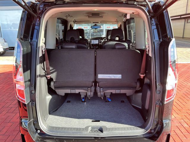 NISSAN SERENA  WG 2022 Image 31