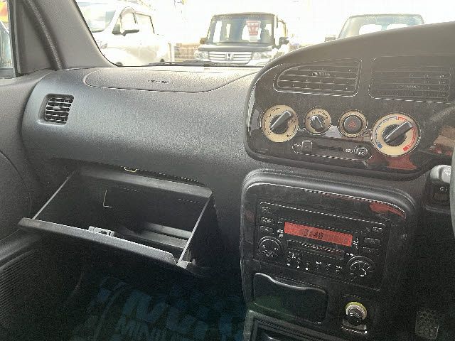 DAIHATSU MIRA GINO 2003 Image 31