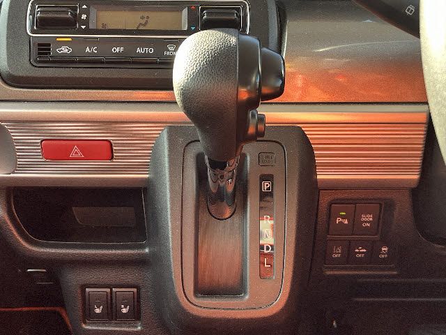 SUZUKI SPACIA GEAR 2019 Image 31