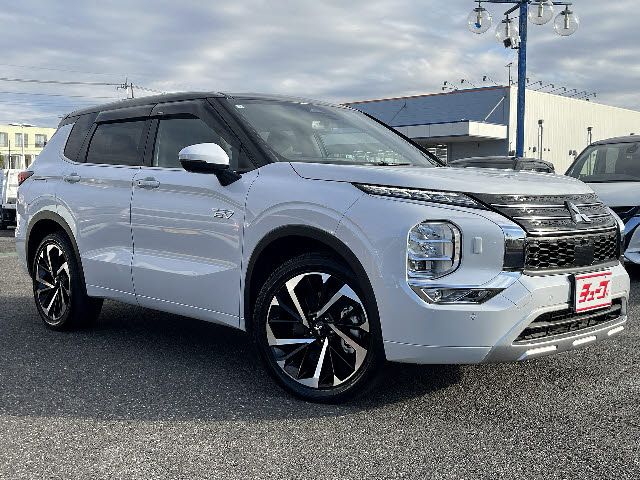MITSUBISHI OUTLANDER PHEV 2024 Image 31
