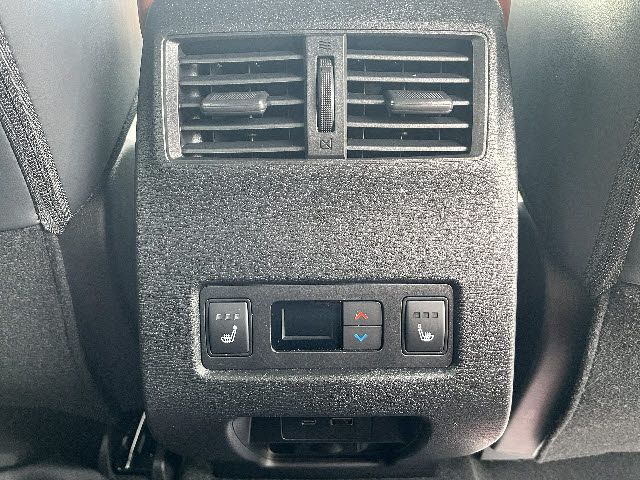 MITSUBISHI OUTLANDER PHEV 2024 Image 31