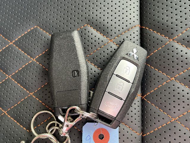 MITSUBISHI OUTLANDER PHEV 2024 Image 31