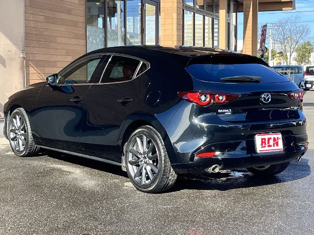 MAZDA 3 FASTBACK 2023 Image 31
