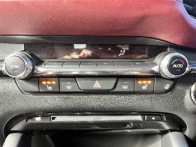 MAZDA 3 FASTBACK 2023 Image 31