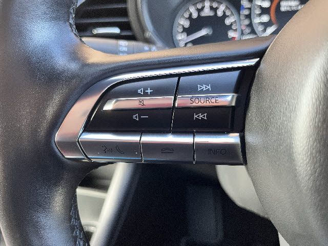 MAZDA 3 FASTBACK 2023 Image 31