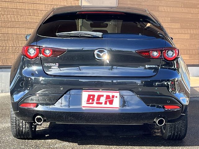 MAZDA 3 FASTBACK 2023 Image 31