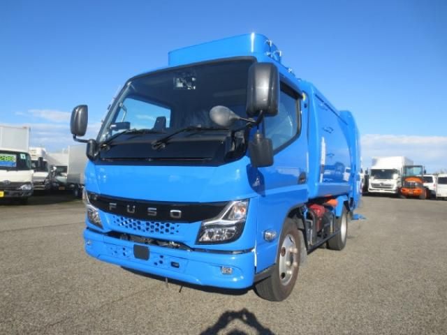 MITSUBISHI CANTER 2024 Image 31