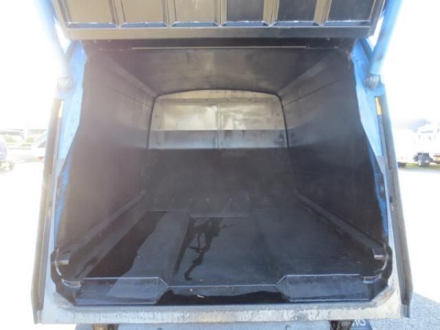 MITSUBISHI CANTER 2024 Image 31