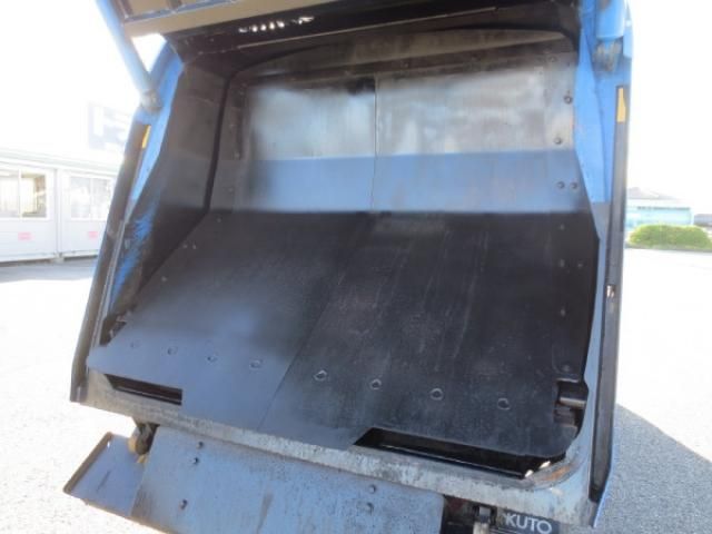 MITSUBISHI CANTER 2024 Image 31