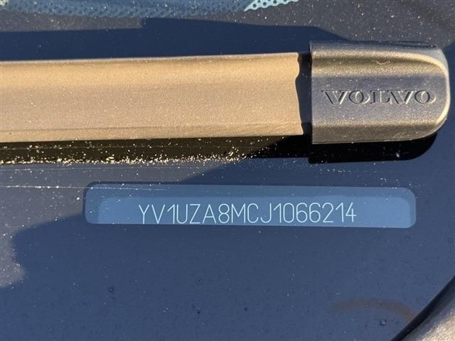 VOLVO XC60 2018 Image 31