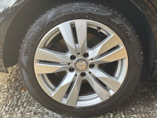 MERCEDES BENZ E CLAS 2012 Image 31