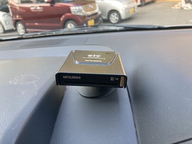 MITSUBISHI DELICA D:5 2WD 2009 Image 31