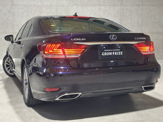 TOYOTA LEXUS LS600H 2015 Image 31