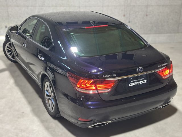 TOYOTA LEXUS LS600H 2015 Image 31