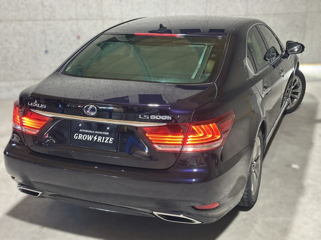 TOYOTA LEXUS LS600H 2015 Image 31