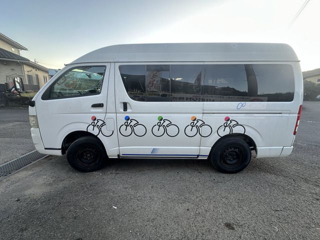 TOYOTA HIACE VAN 4WD 2010 Image 31