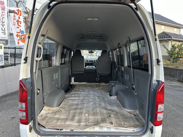 TOYOTA HIACE VAN 4WD 2010 Image 31