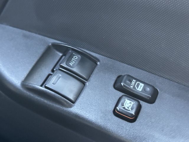 TOYOTA HIACE VAN 4WD 2010 Image 31