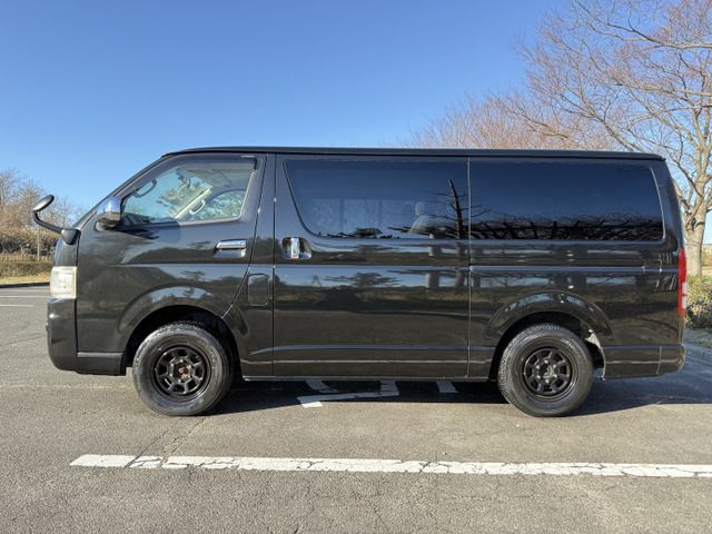 TOYOTA HIACE VAN 4WD 2010 Image 31