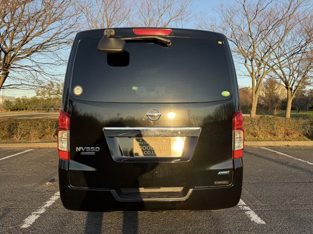 NISSAN NV350 CARAVAN 4WD 2014 Image 31