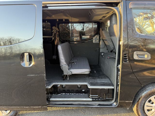 NISSAN NV350 CARAVAN 4WD 2014 Image 31