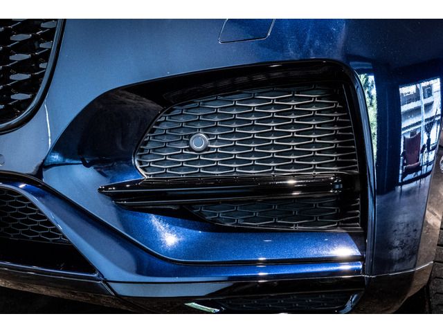 JAGUAR F-PACE 2023 Image 31