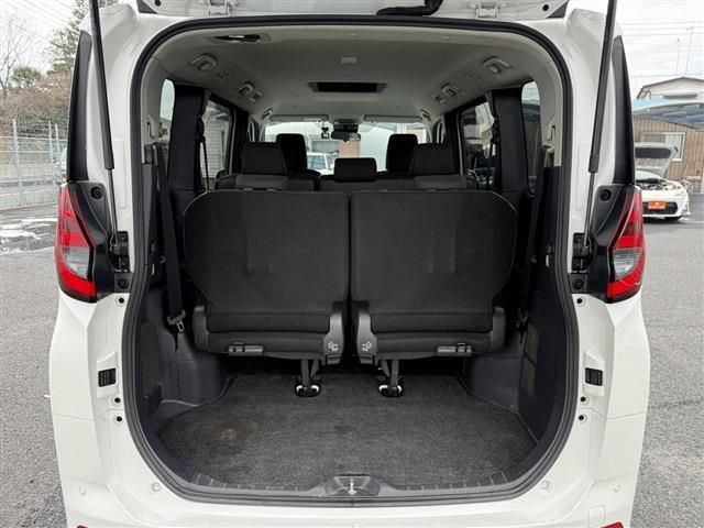 TOYOTA NOAH 2023 Image 31