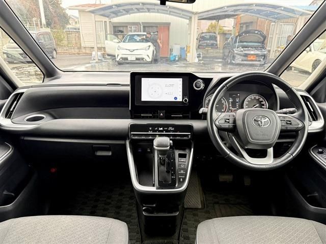 TOYOTA NOAH 2023 Image 31