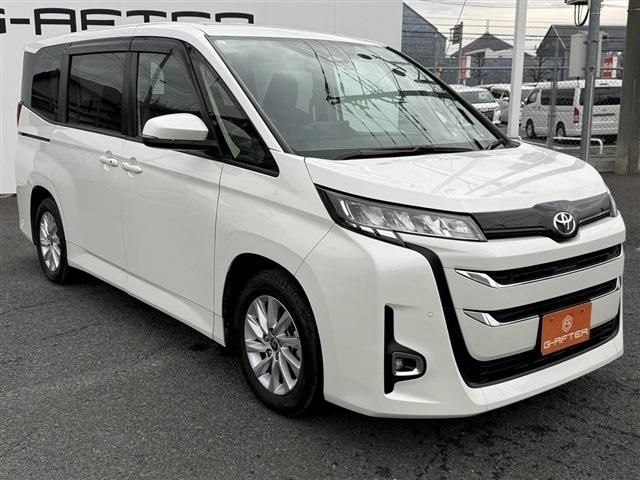 TOYOTA NOAH 2023 Image 31
