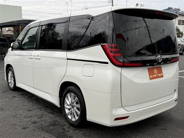 TOYOTA NOAH 2023 Image 31