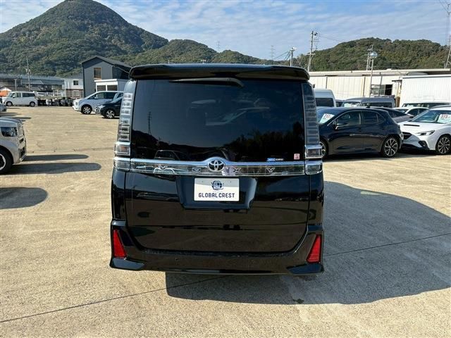 TOYOTA VOXY 2020 Image 31