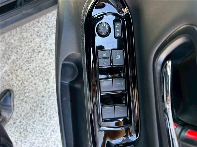 TOYOTA VOXY 2020 Image 31