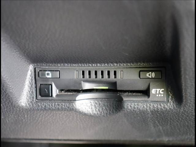 TOYOTA YARIS CROSS HYBRID 2022 Image 31