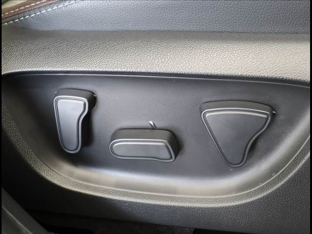 TOYOTA YARIS CROSS HYBRID 2022 Image 31