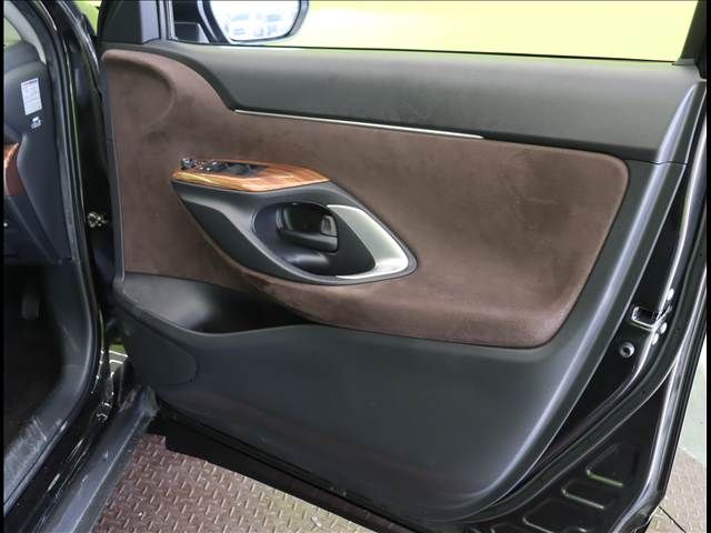 TOYOTA YARIS CROSS HYBRID 2022 Image 31