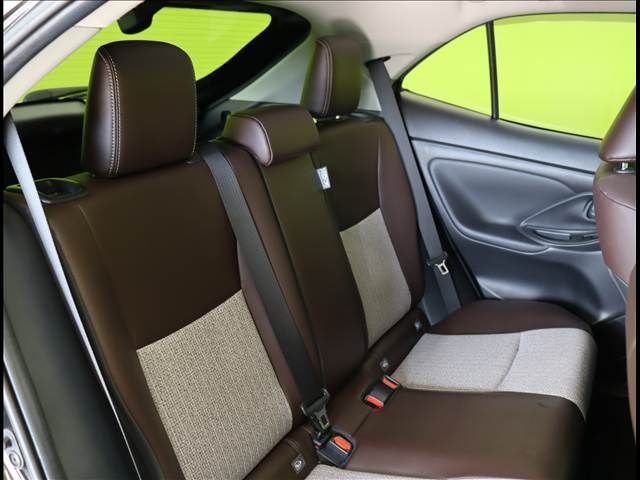 TOYOTA YARIS CROSS HYBRID 2022 Image 31