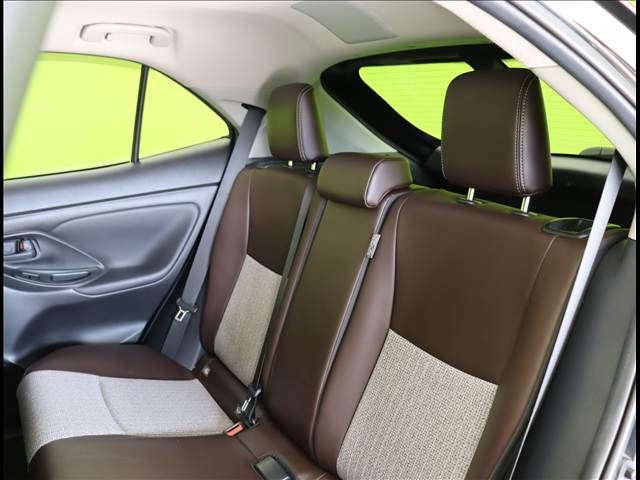 TOYOTA YARIS CROSS HYBRID 2022 Image 31