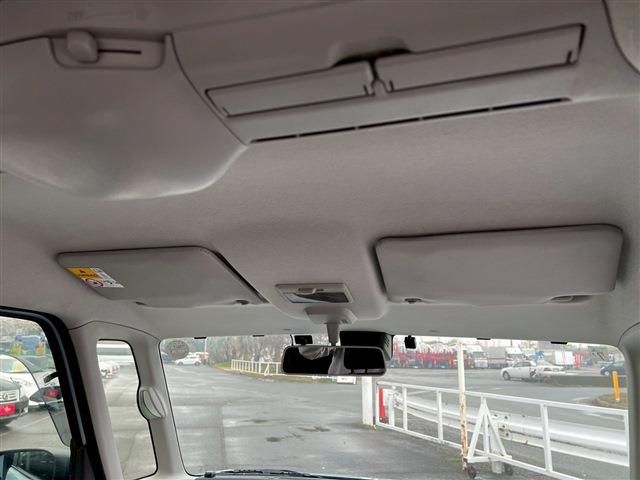 SUZUKI SPACIA GEAR 2019 Image 31