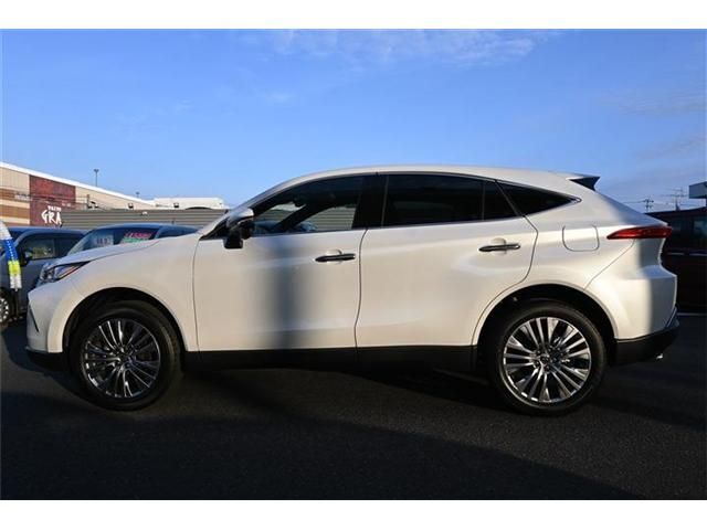 TOYOTA HARRIER HYBRID 2024 Image 31