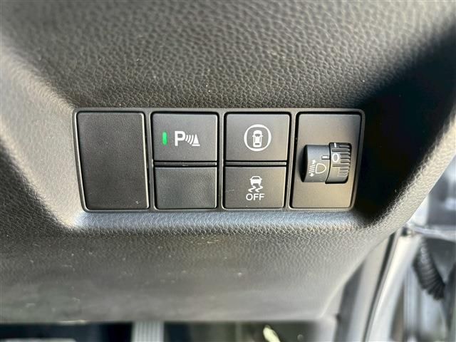 HONDA FIT E:HEV 2020 Image 31