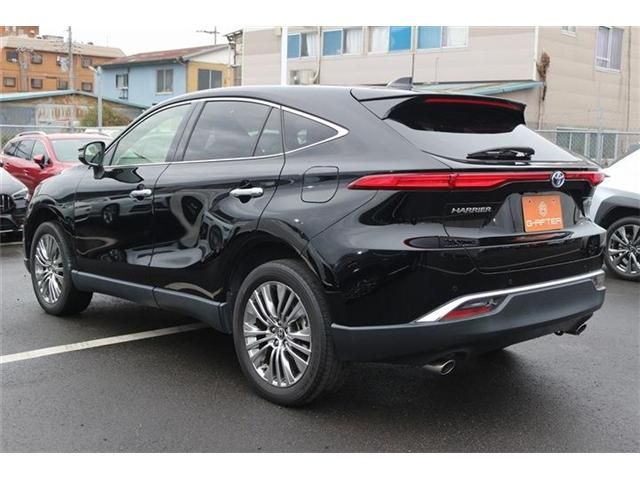 TOYOTA HARRIER HYBRID 2021 Image 31